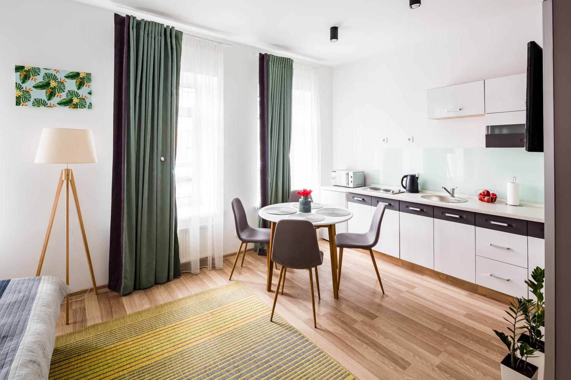 Apart Hotel Code 10 Львов Экстерьер фото