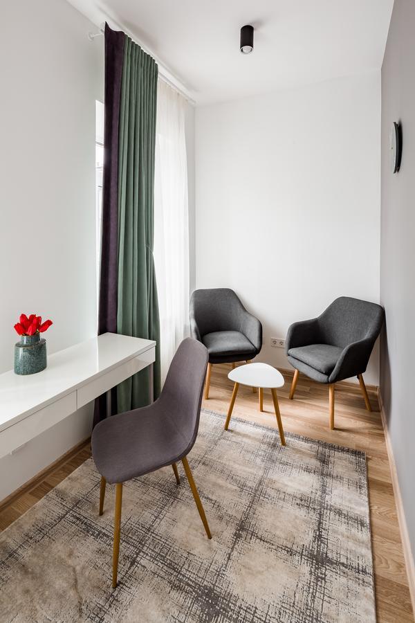 Apart Hotel Code 10 Львов Экстерьер фото